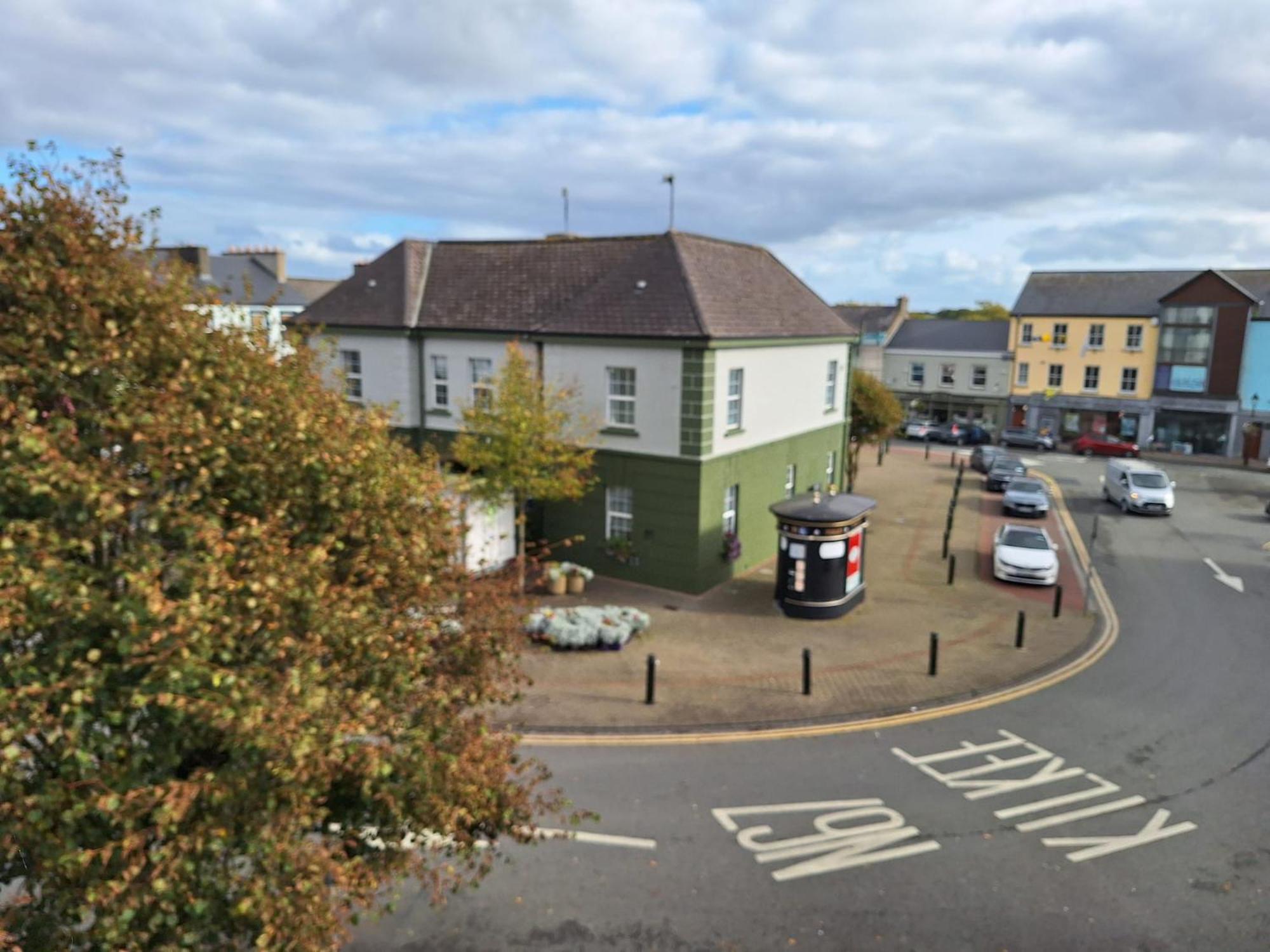 Crotty'S Of Kilrush Heritage Guest House Bagian luar foto